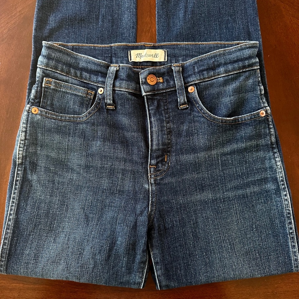 Madewell Slim Straight Jeans in Hammond Wash - Picture 6 of 15